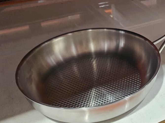 CUCINARE 쿠치나레 통5중 프라이팬 28CM (엠보바닥)