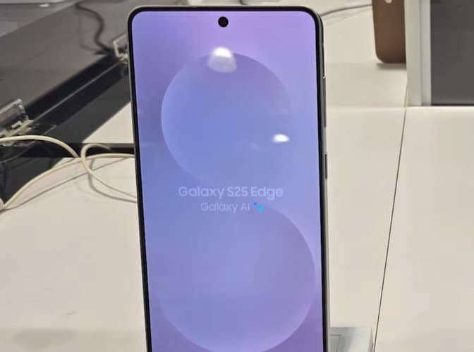 GALAXY S25 EDGE 실버/ 256GB