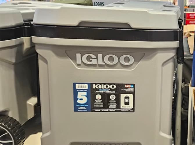 IGLOO 롤링 쿨러 58L
